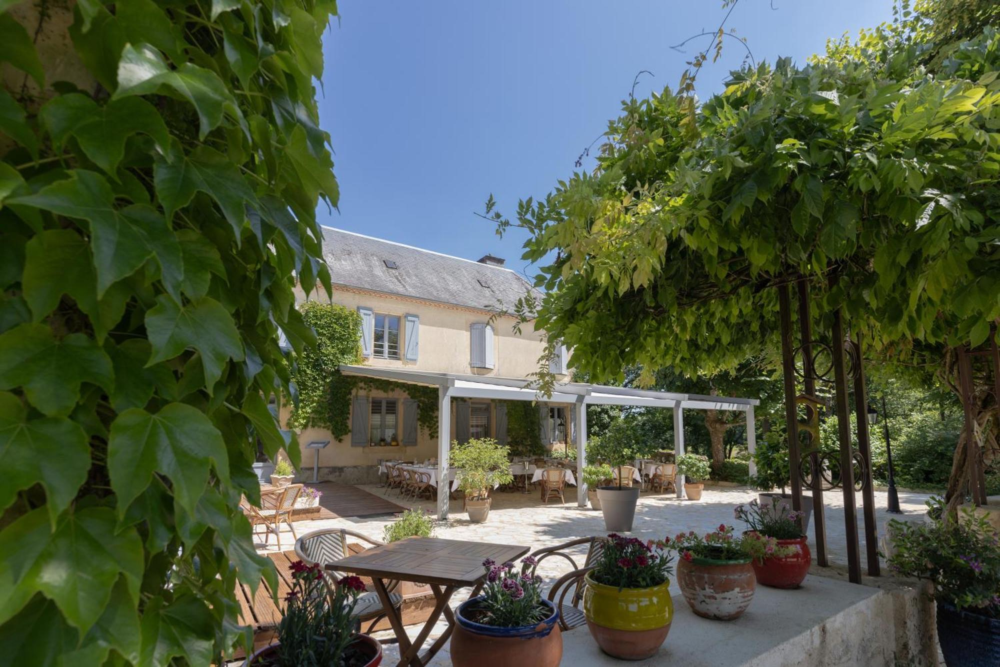Le Moulin De Mitou Hotel Auriac-du-Perigord Exterior photo